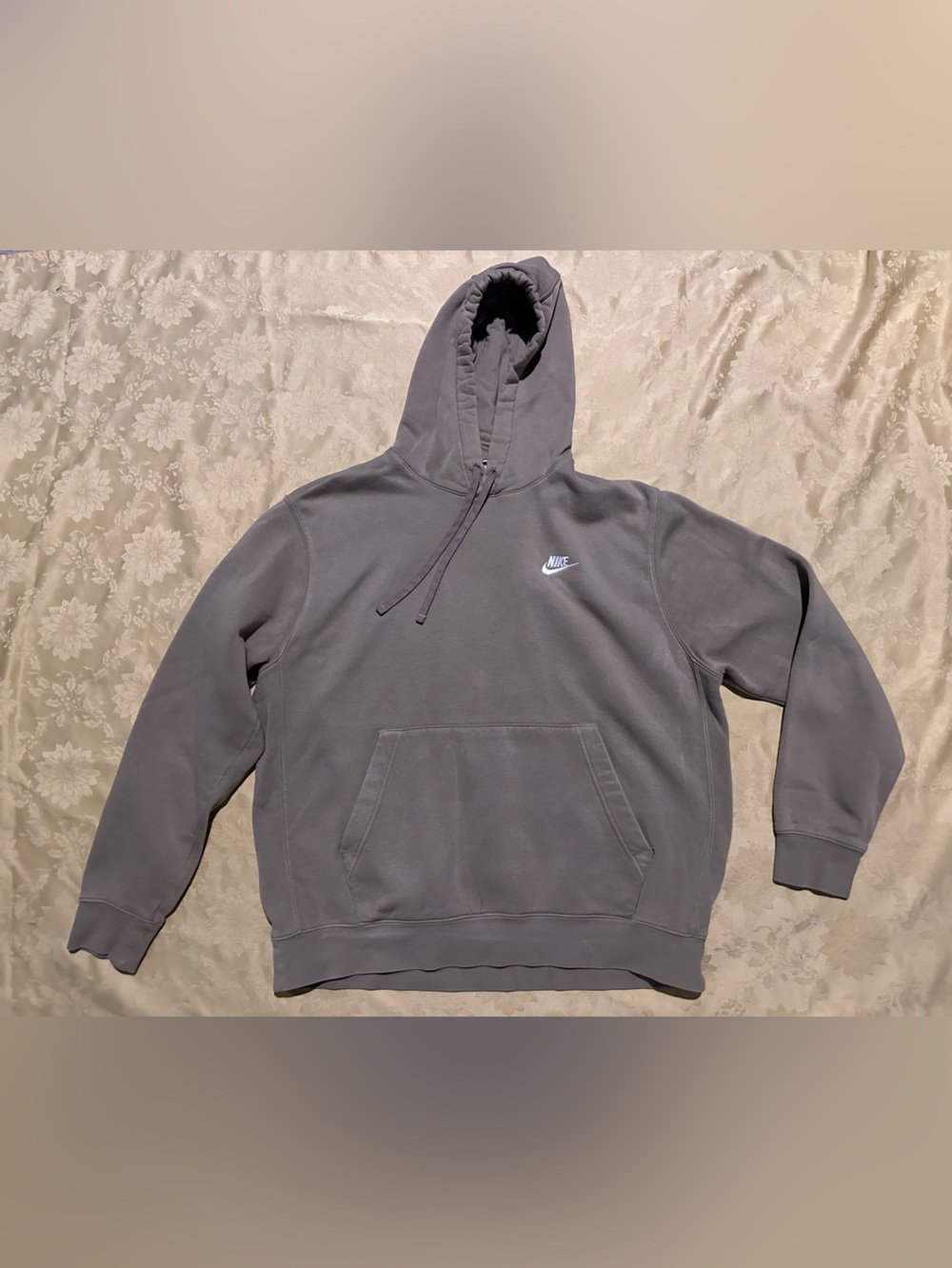 Nike Men's Gray Pullover Hoodie with Small White Logo